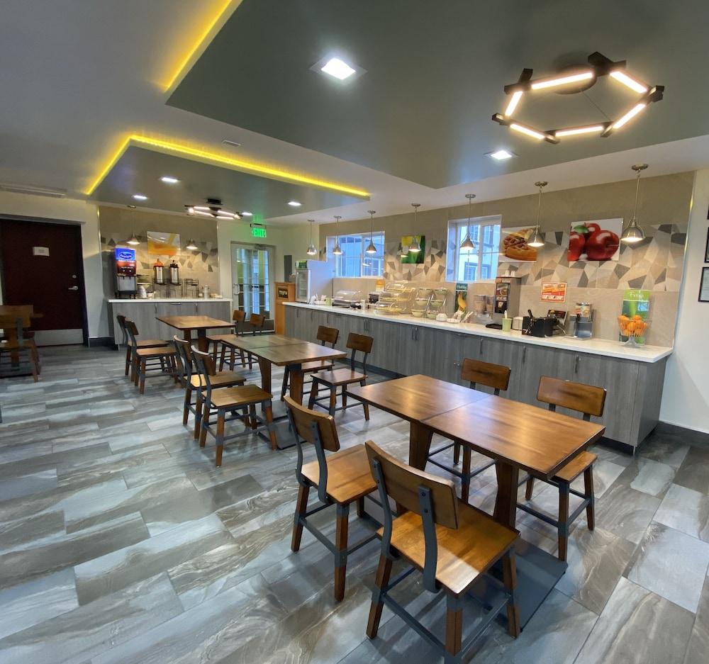 סקרמנטו Quality Inn & Suites מראה חיצוני תמונה