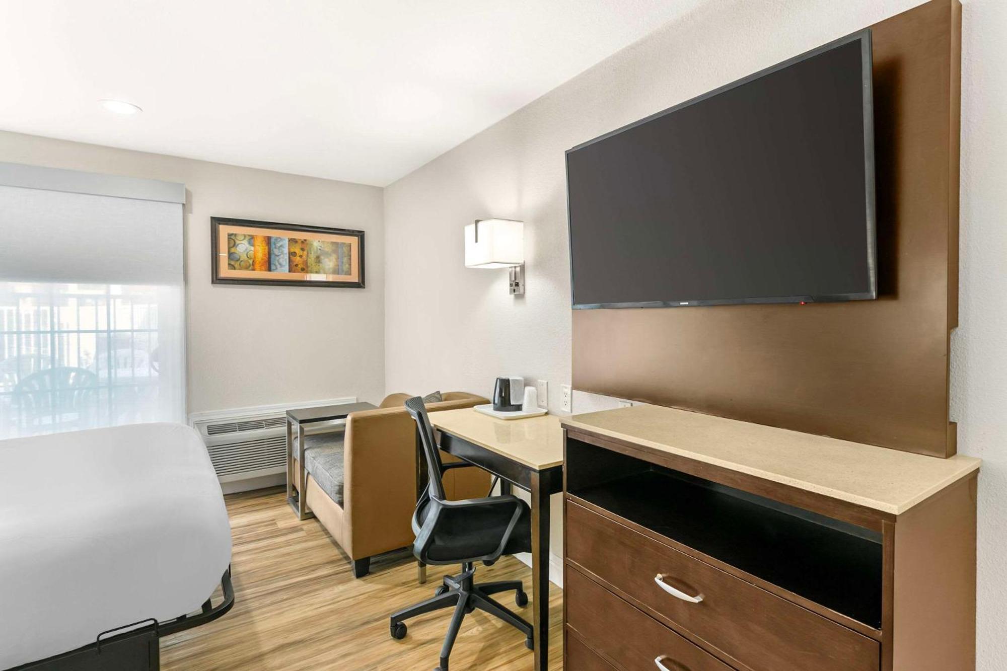 סקרמנטו Quality Inn & Suites מראה חיצוני תמונה