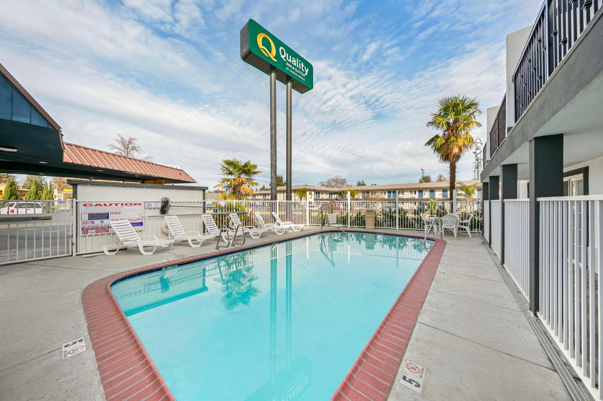 סקרמנטו Quality Inn & Suites מראה חיצוני תמונה