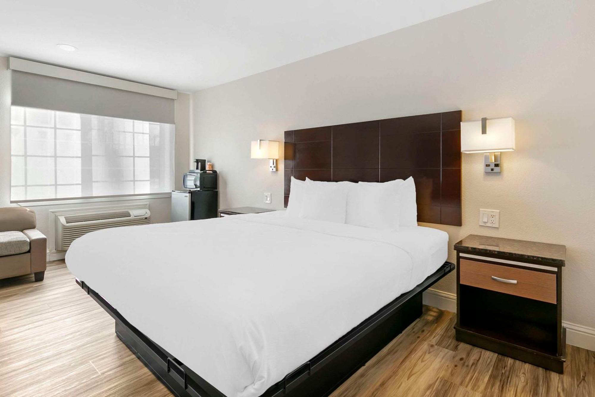 סקרמנטו Quality Inn & Suites מראה חיצוני תמונה